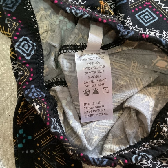 Leggings Kid’s Small Fits Age 3 to 5  Aztec Pattern - Picture 5 of 5